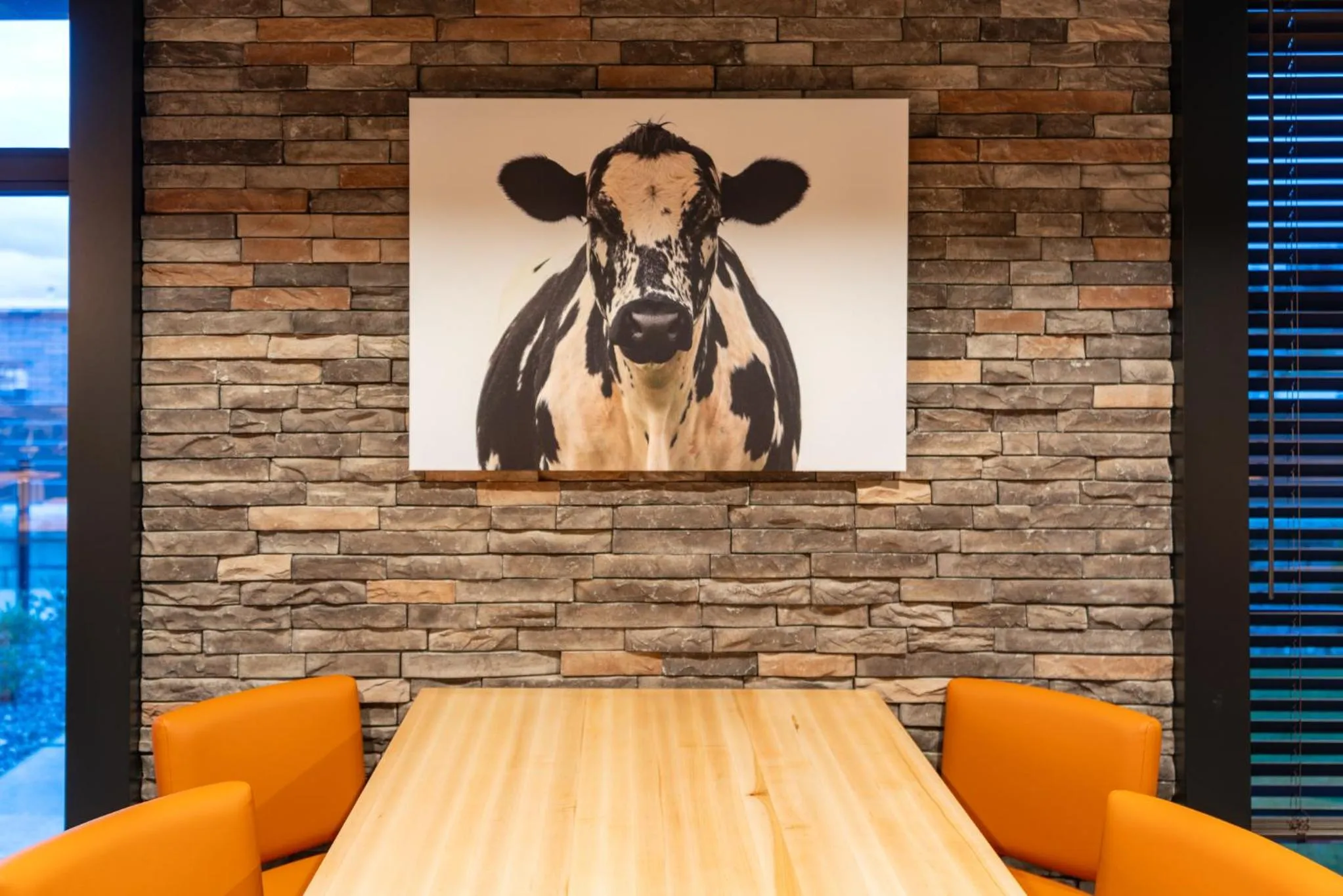 Restaurant/places to eat in Cobblestone Hotel & Suites - Lynden