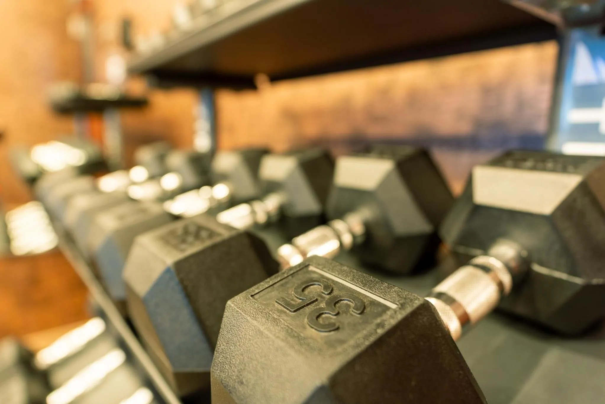 Fitness centre/facilities in Cobblestone Hotel & Suites - Lynden