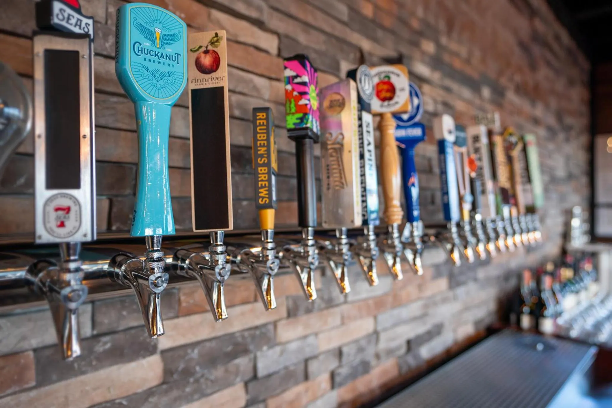 Lounge or bar in Cobblestone Hotel & Suites - Lynden