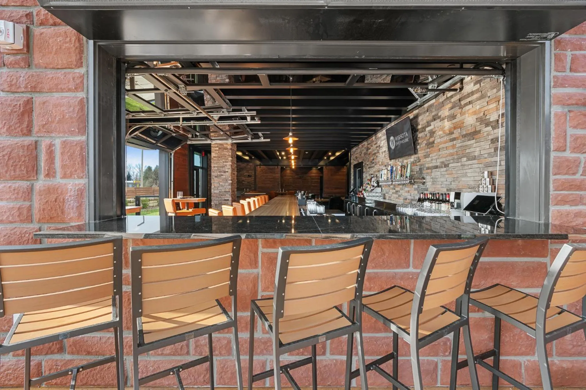 Patio in Cobblestone Hotel & Suites - Lynden