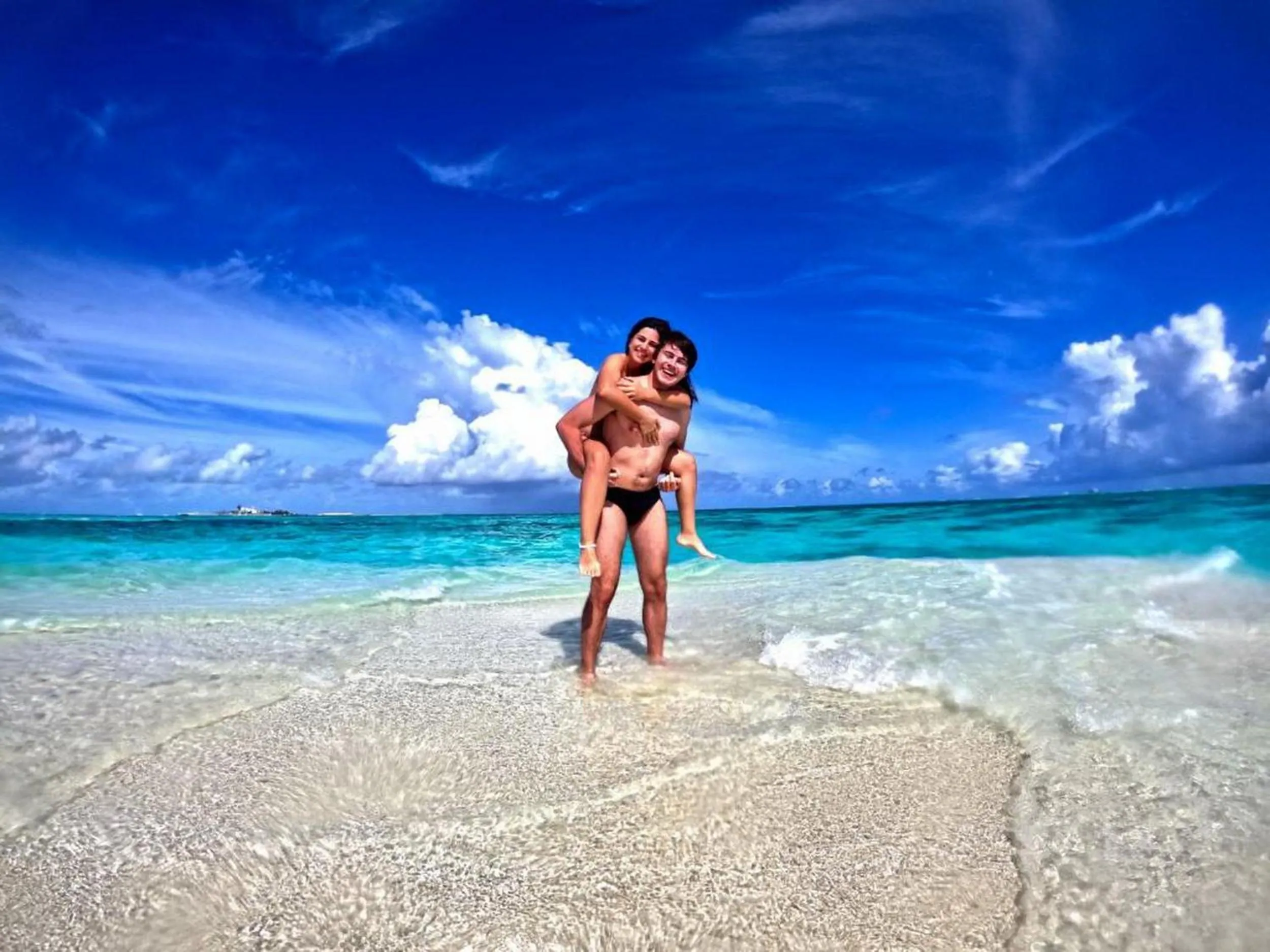 Day in Adroit Beach Inn