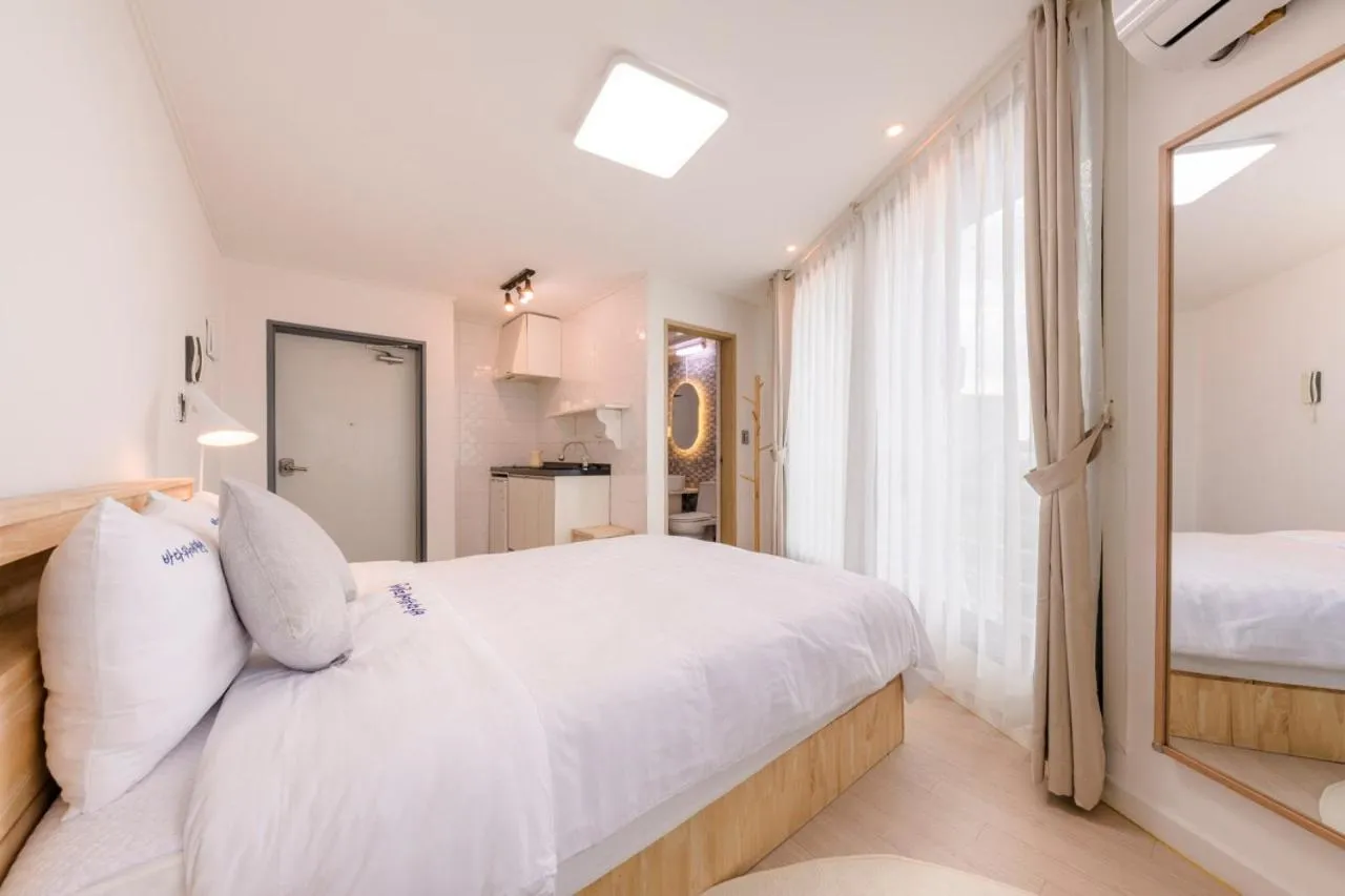 Bed in On The Sea Pension