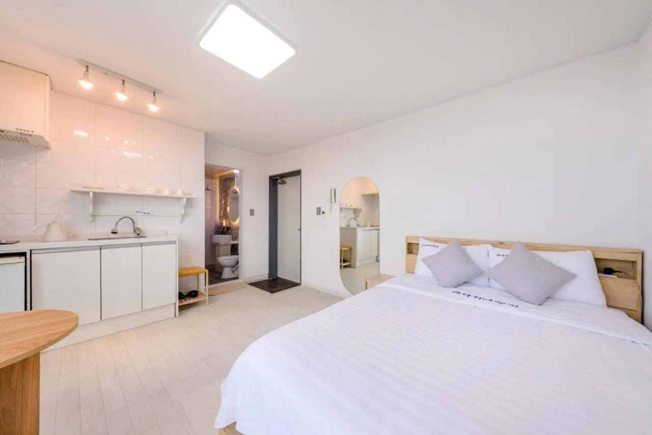 Bed in On The Sea Pension