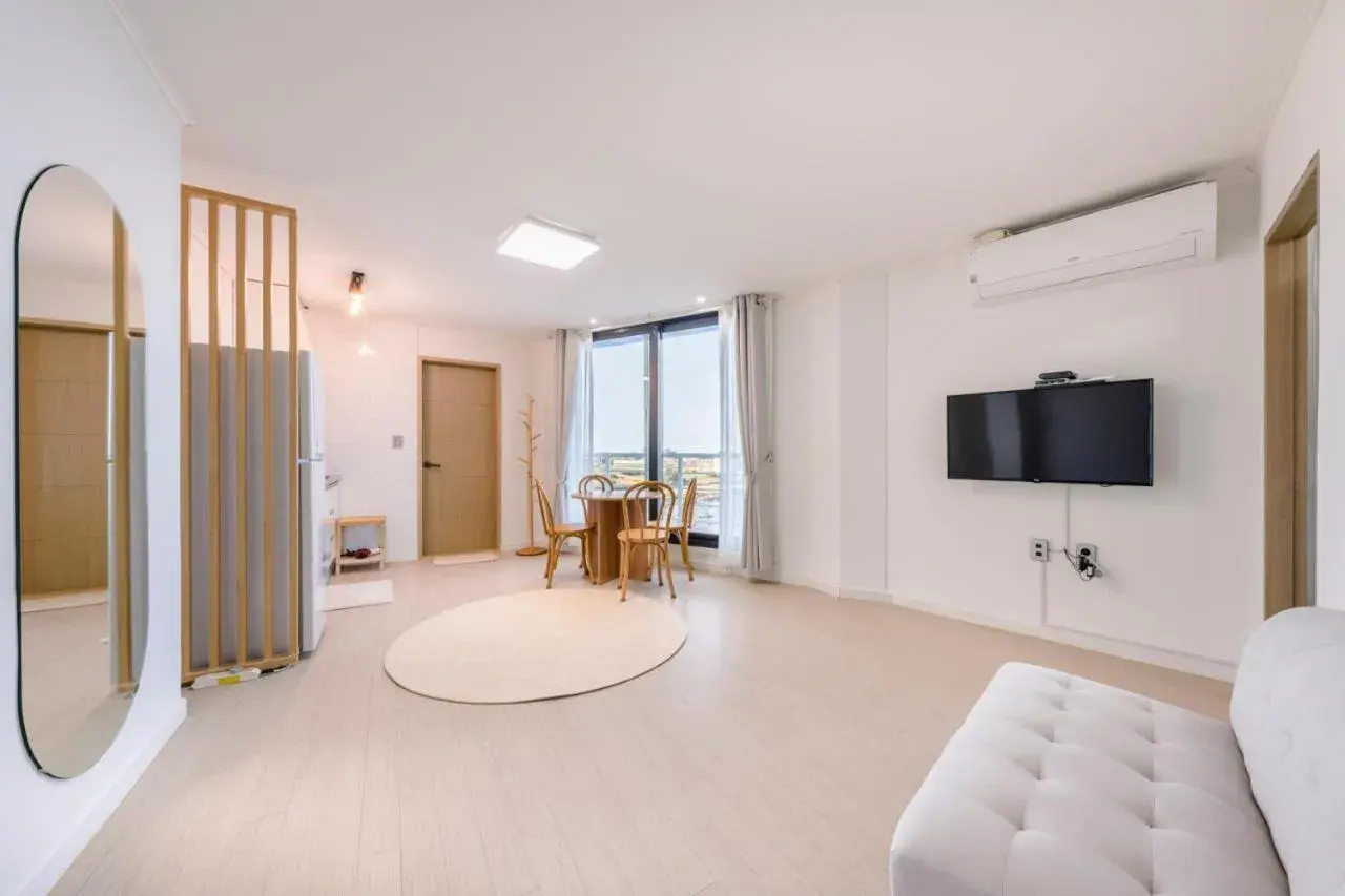 One-Bedroom House in On The Sea Pension One-Bedroom House in On The Sea Pension