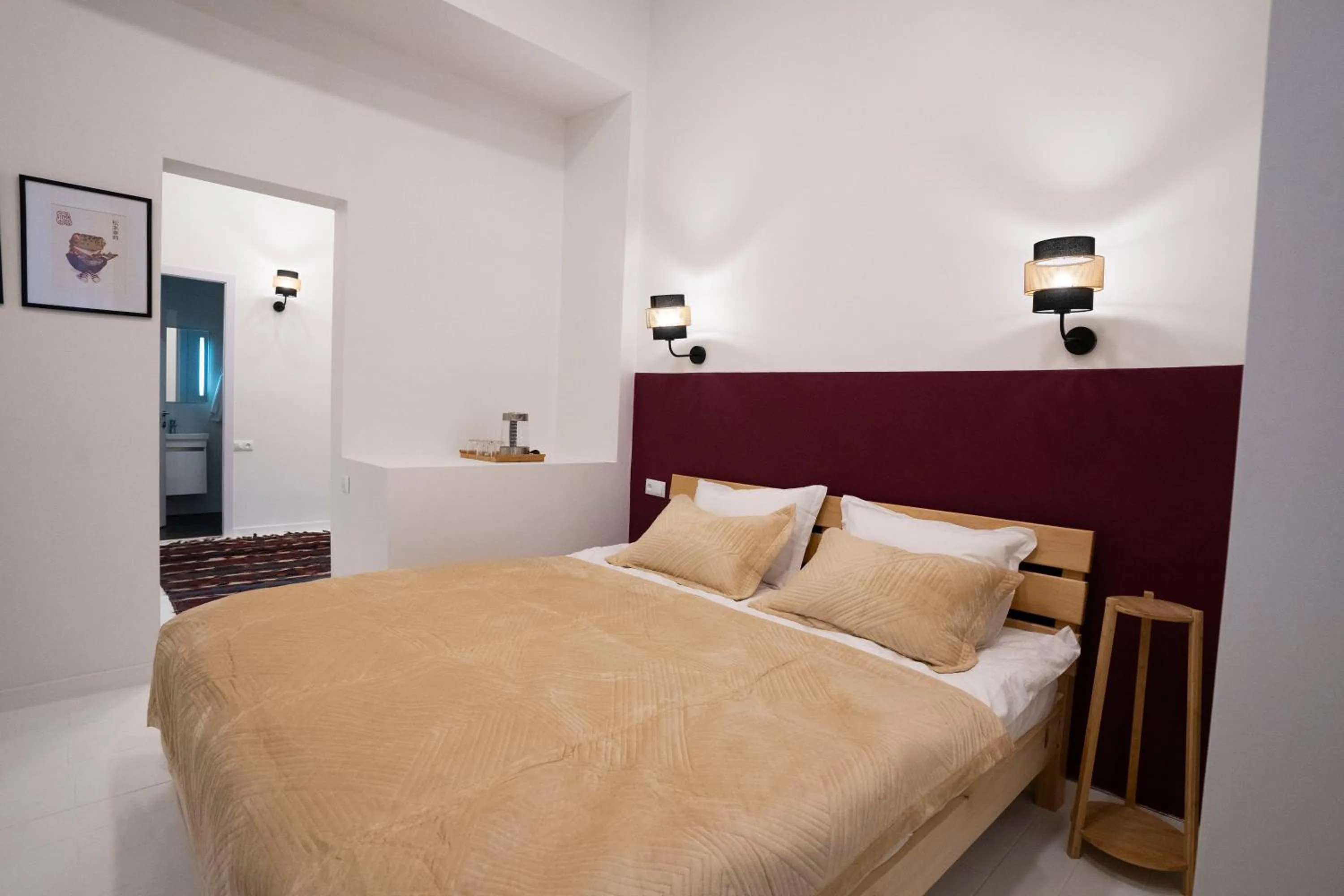 Bed in Sulitzer Residence