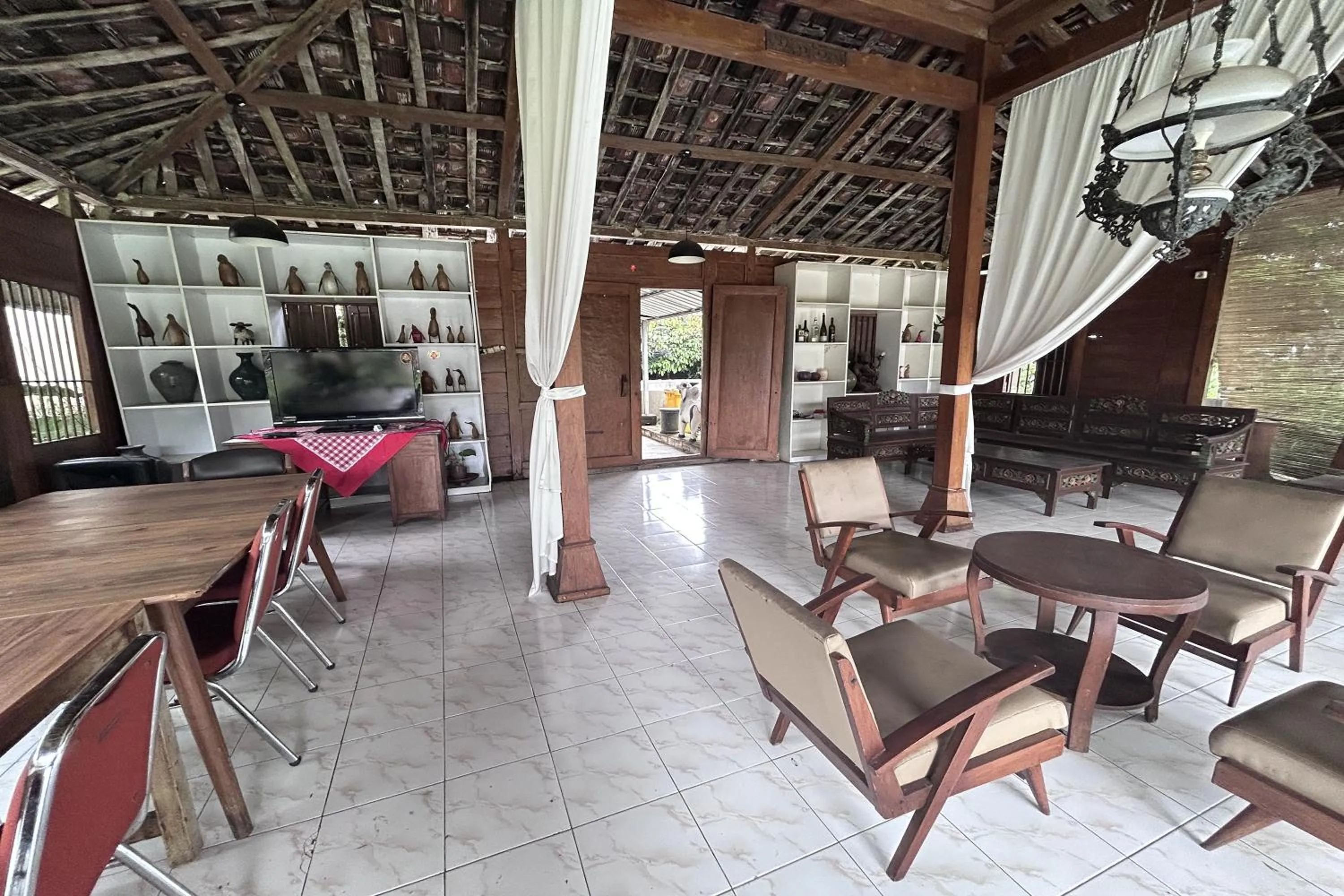 Living room in Carla Garden