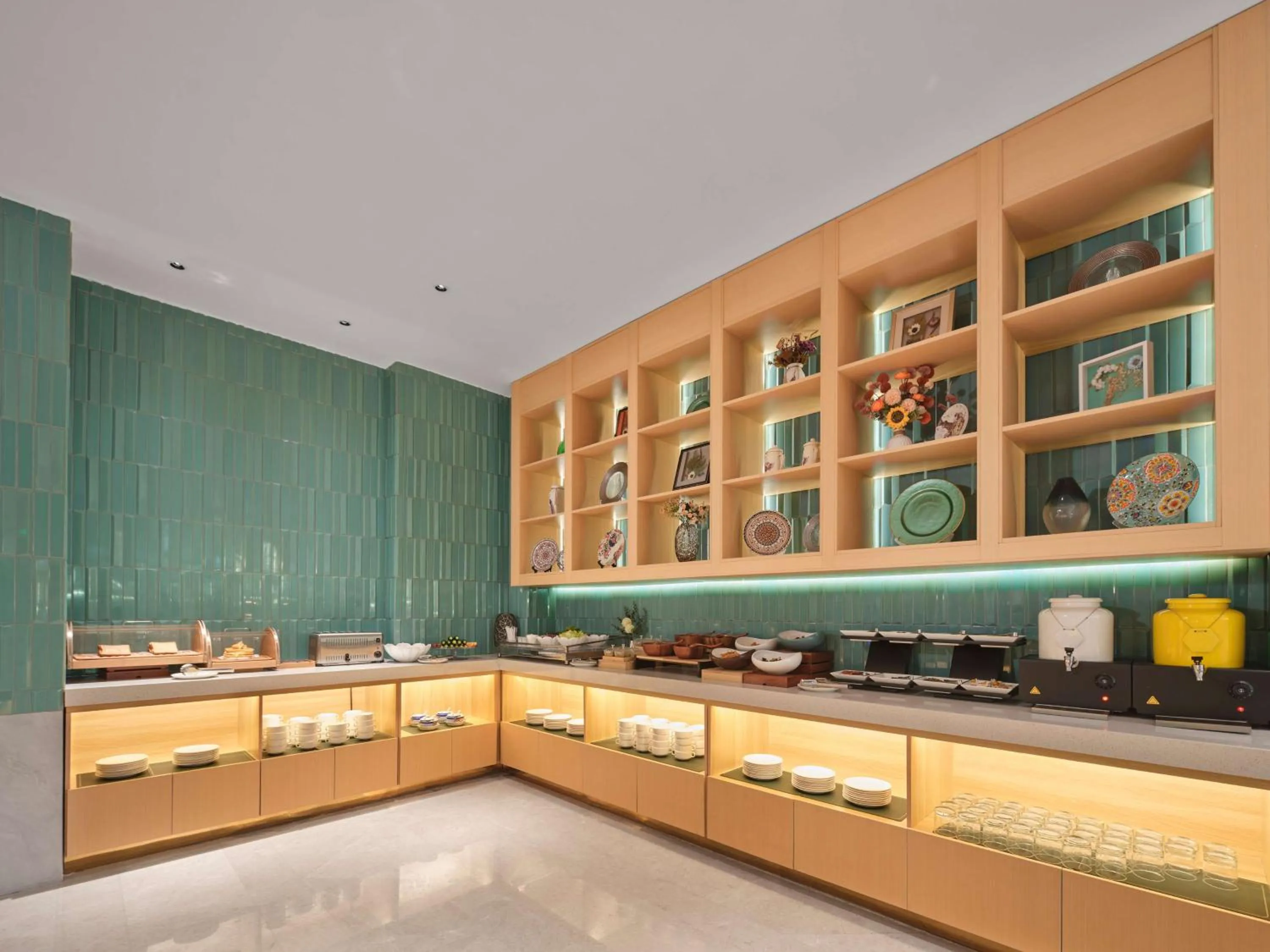 Restaurant/places to eat in Hilton Garden Inn Aksu Downtown