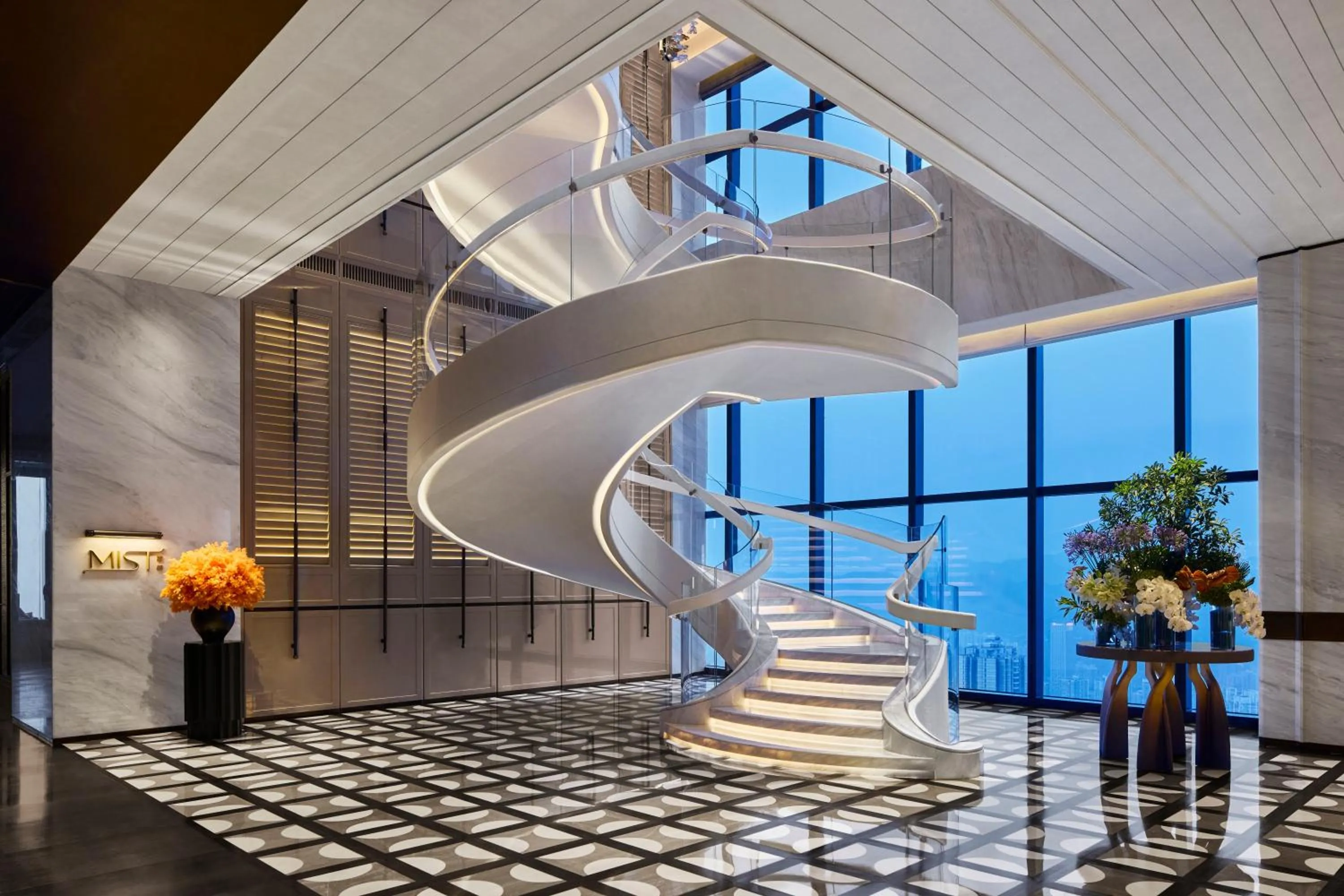 Lobby or reception in Conrad Chongqing - Indulge in the magical 8D city landscape