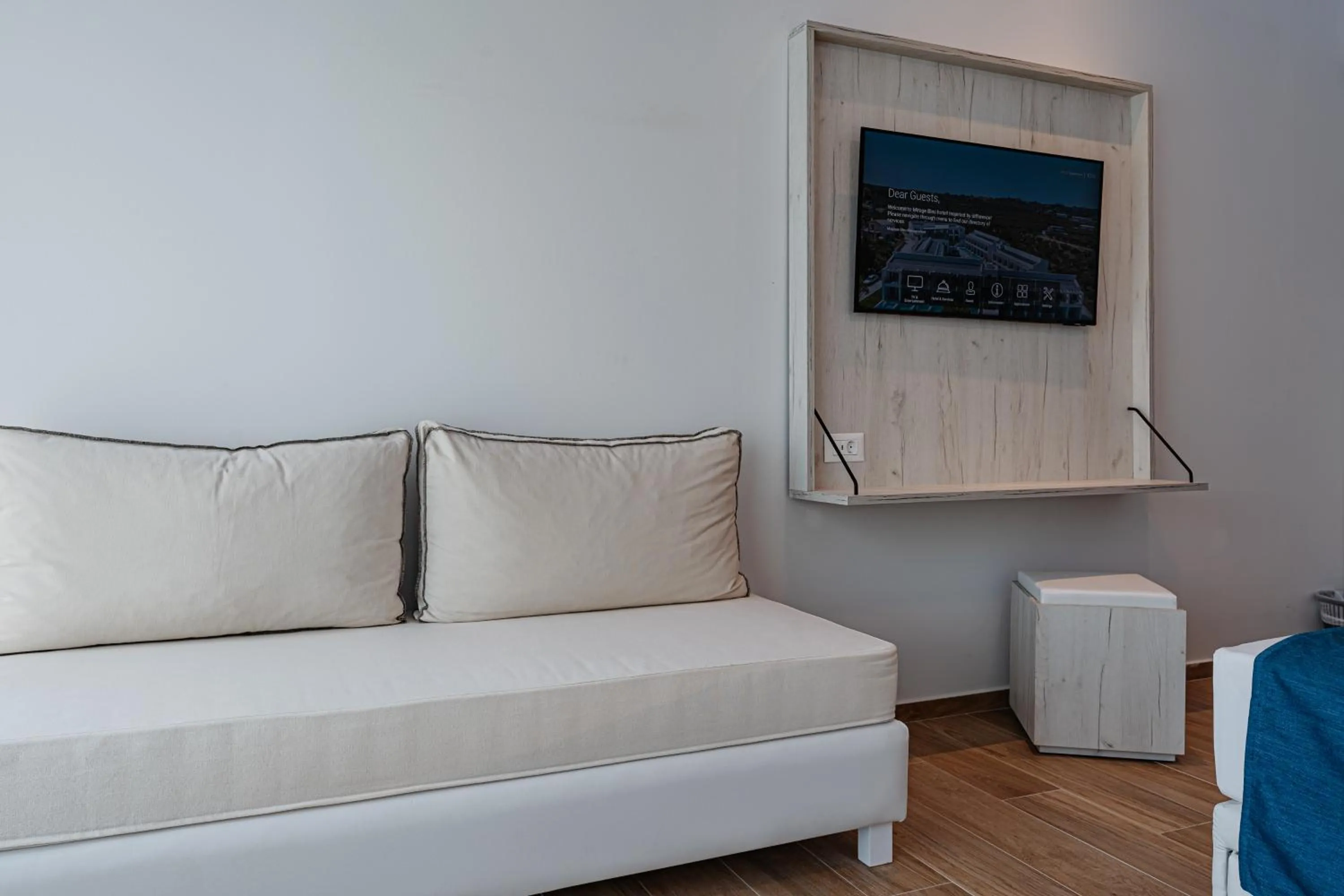 Bed in Magique Bleu Suites