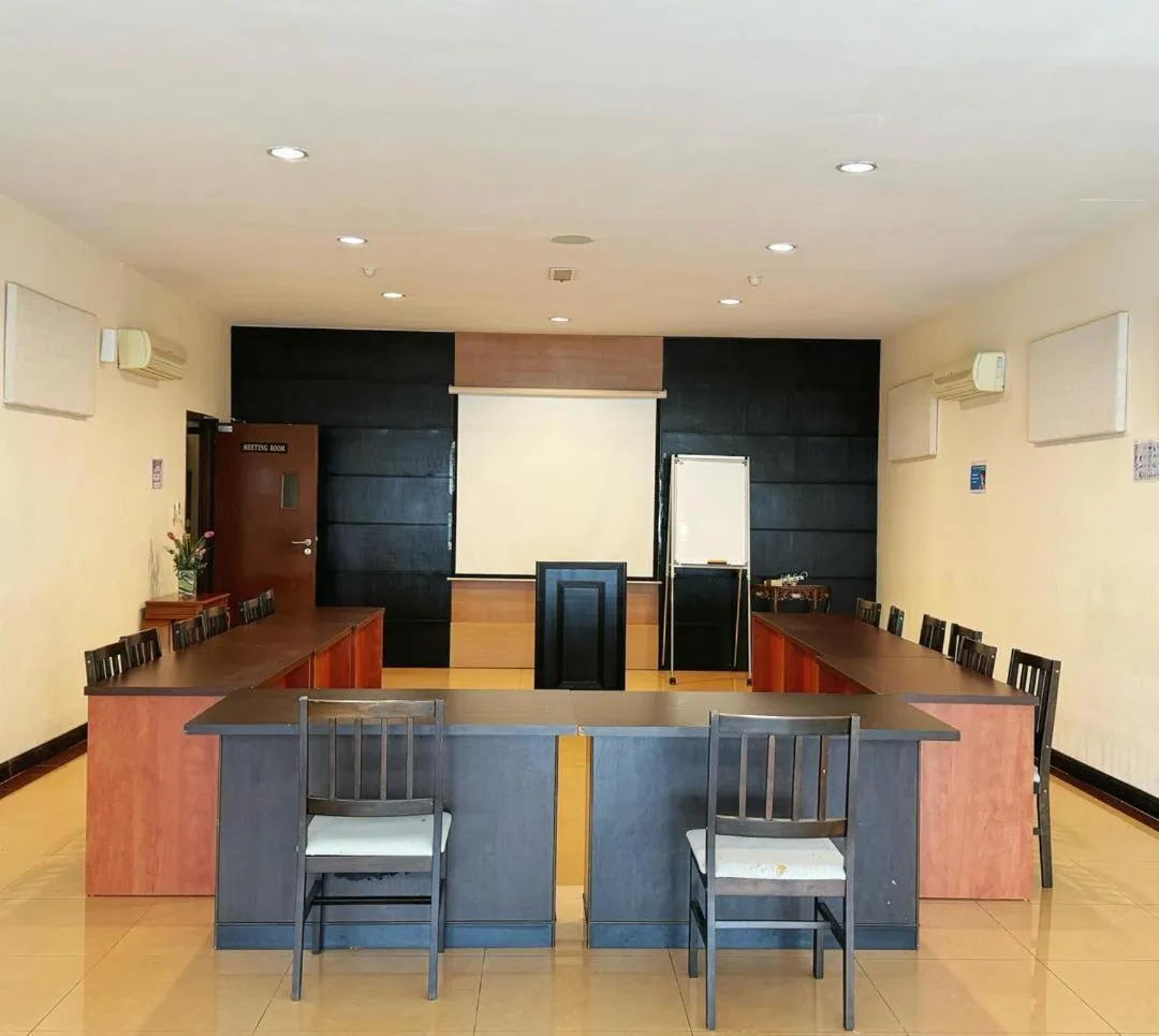 GRAND FAR EAST HOTEL SDN BHD