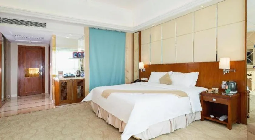 Bed in Regency Hotel