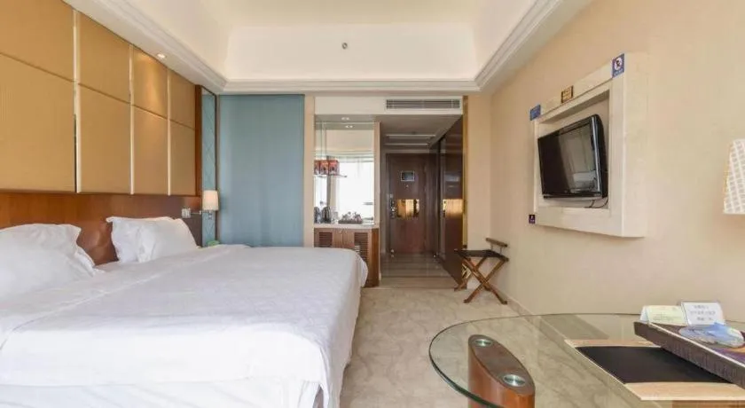 Bed in Regency Hotel