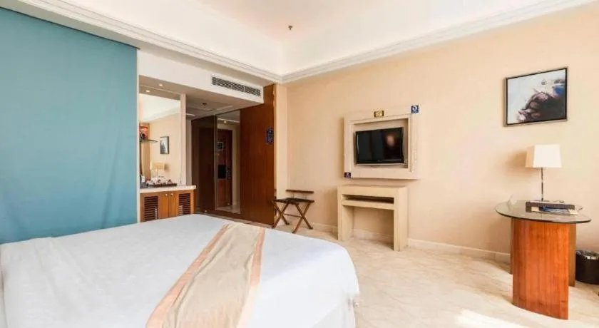 Bed in Regency Hotel