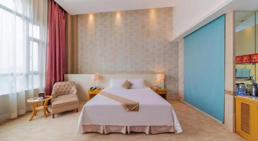 Bed in Regency Hotel