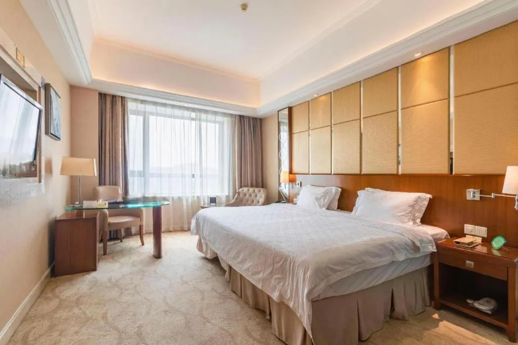 Bed in Regency Hotel