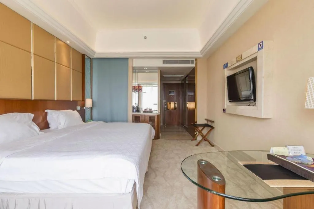 Bed in Regency Hotel