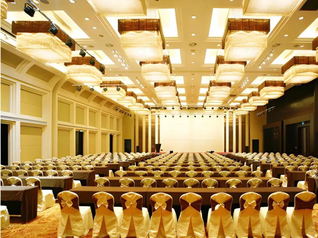 Zhongzhou International Hotel