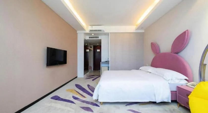 Bed in Wanyi Hotel