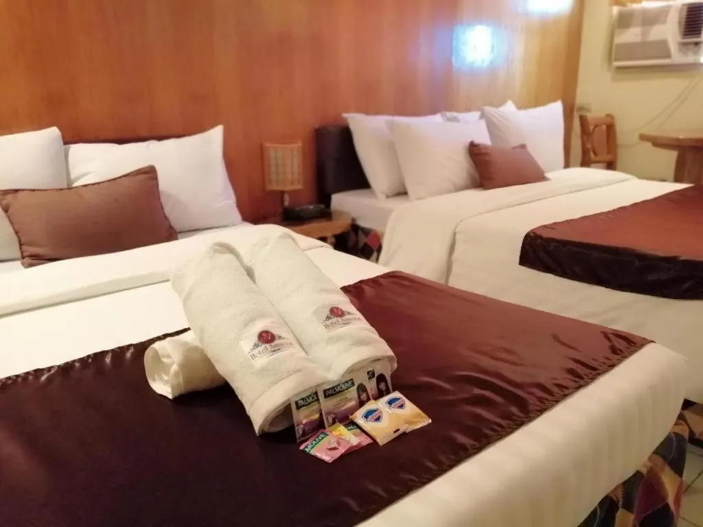 Bed in Hotel Asuncion