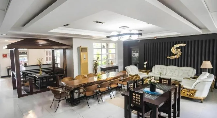 Quezon Premier Hotel - Candelaria