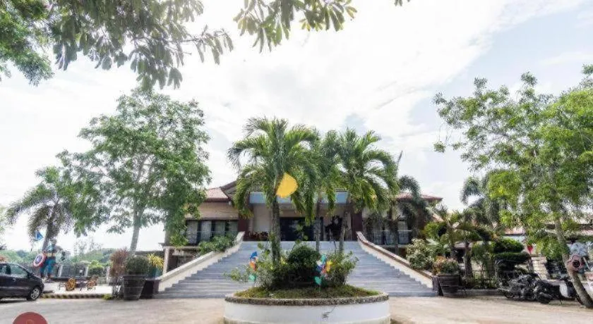 Quezon Premier Hotel - Candelaria