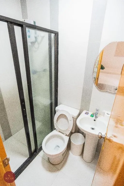 Quezon Premier Hotel - Candelaria