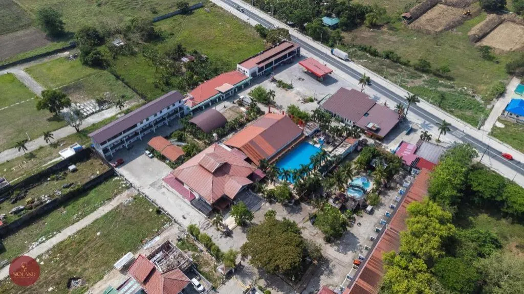 Quezon Premier Hotel - Candelaria