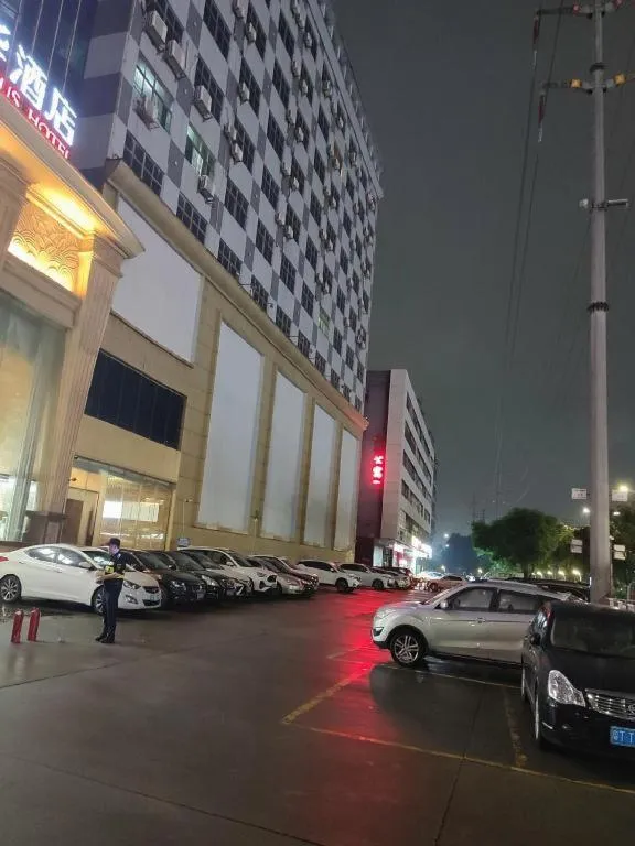 Shengshi Jinhua Hotel