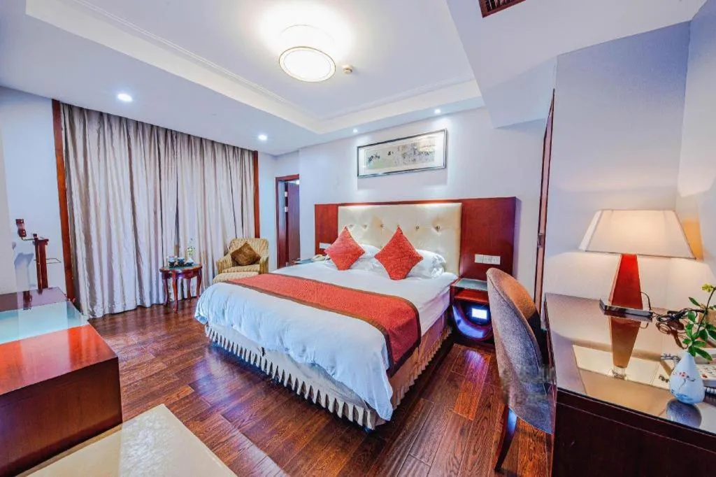 Bed in Shaoxing Yintai Hotel