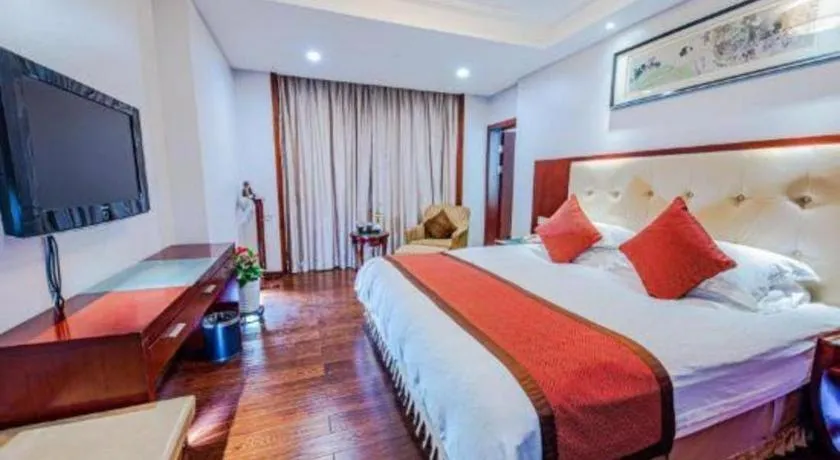 Bed in Shaoxing Yintai Hotel