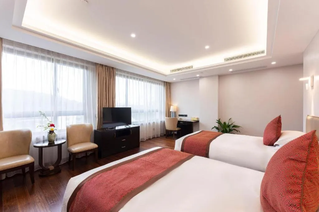 Bed in Shaoxing Yintai Hotel