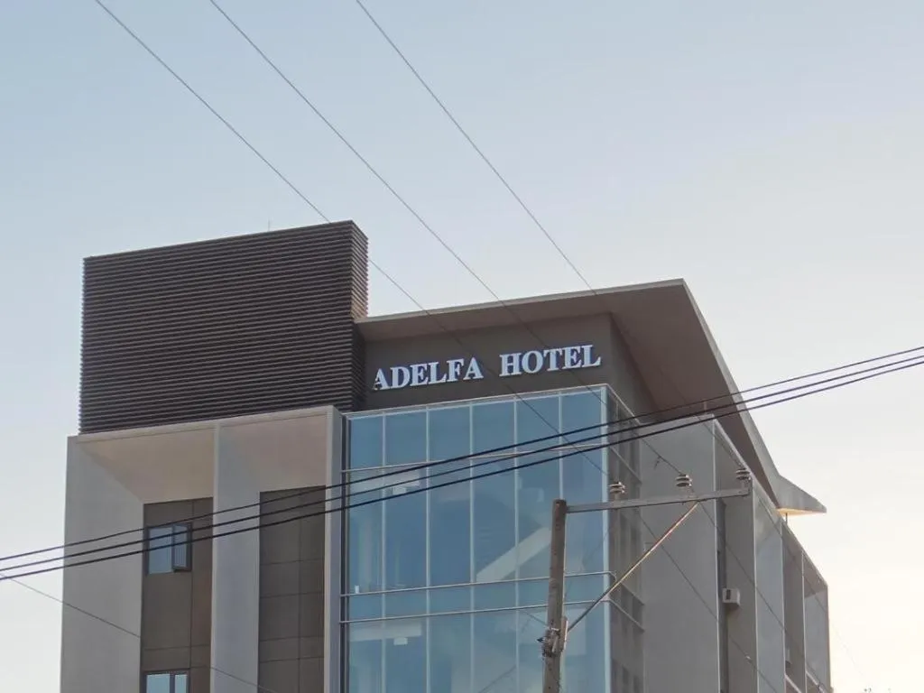 Adelfa Hotel