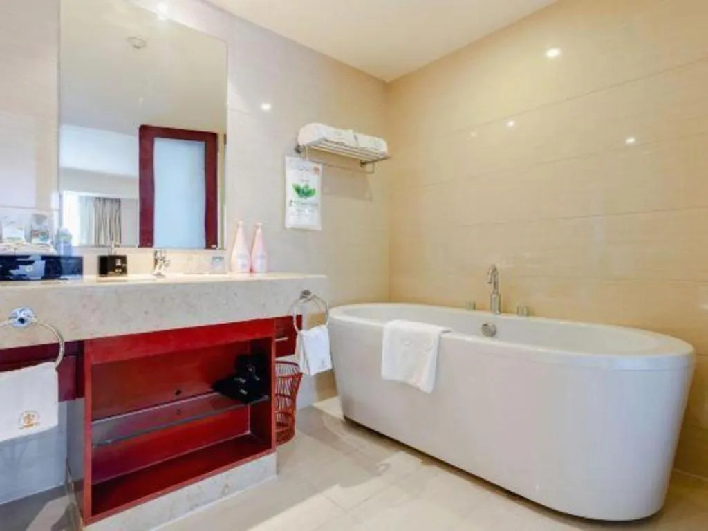 Chengdu Yinsheng International Hotel