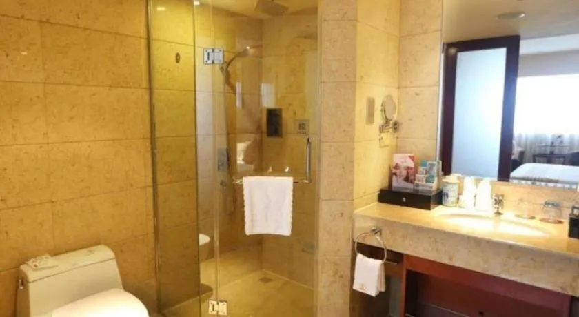 Chengdu Yinsheng International Hotel