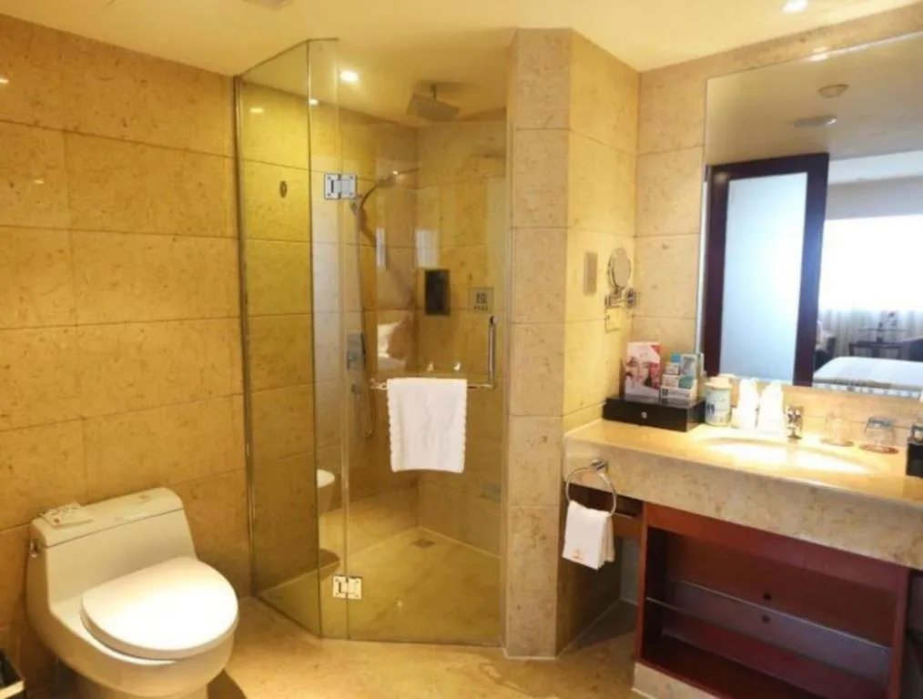 Chengdu Yinsheng International Hotel