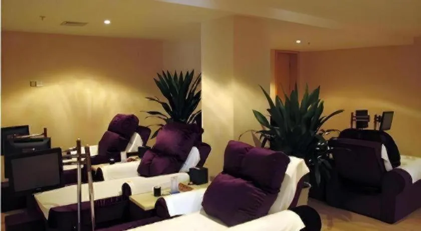 Chengdu Yinsheng International Hotel