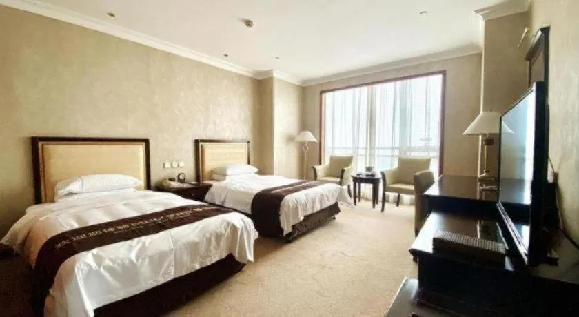 Bed in Dongying Dongsheng Hotel