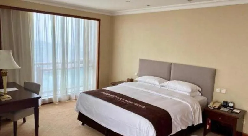 Bed in Dongying Dongsheng Hotel