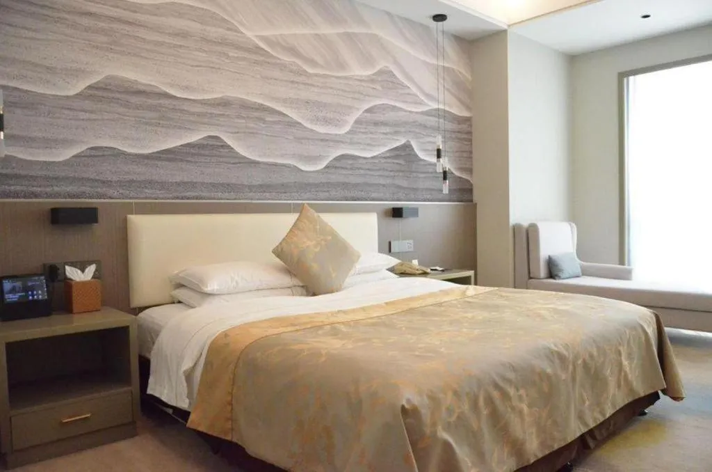 Bed in Dongying Dongsheng Hotel