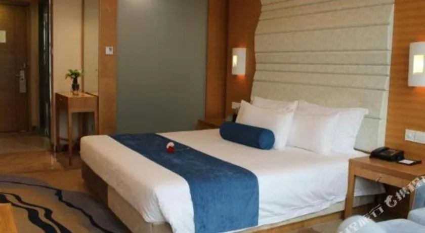 Bed in Ningbo East Shipu Hotel