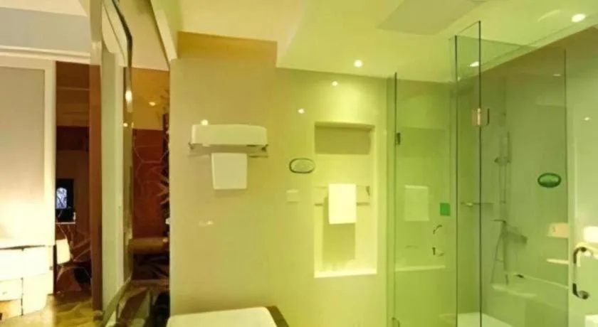 Ningbo East Shipu Hotel