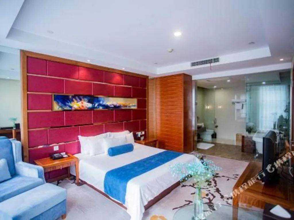 Bed in Ningbo East Shipu Hotel