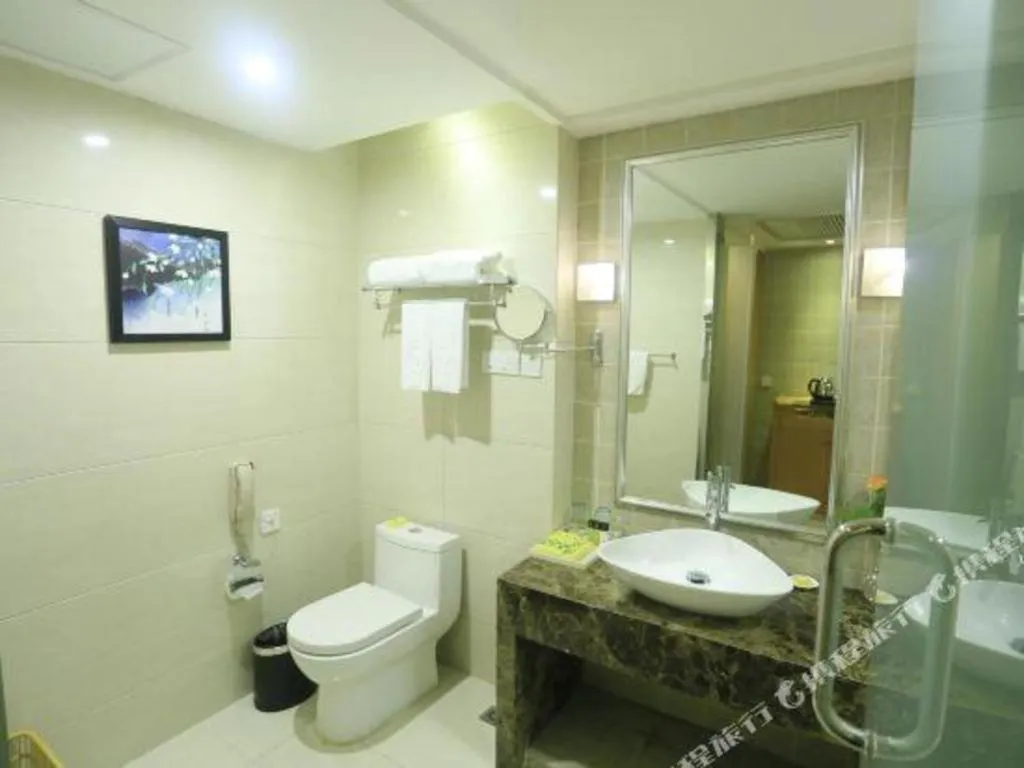 Ningbo East Shipu Hotel