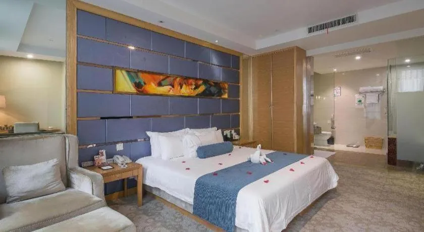 Bed in Ningbo East Shipu Hotel