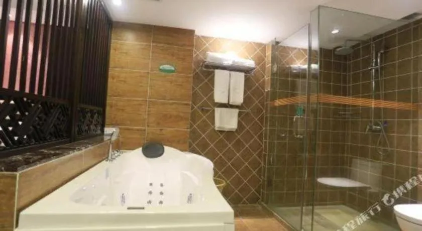 Ningbo East Shipu Hotel