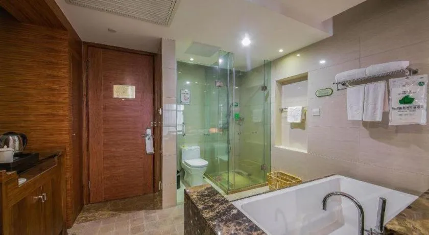 Ningbo East Shipu Hotel