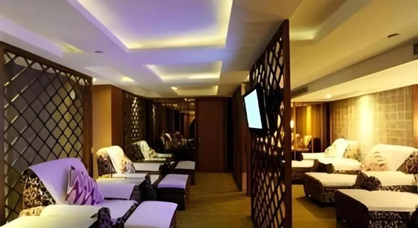 Ningbo East Shipu Hotel