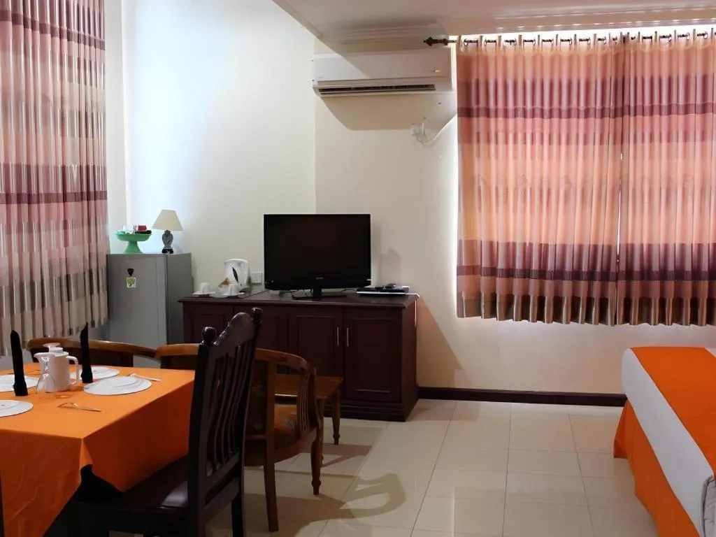 Bed in Hotel Dynasty