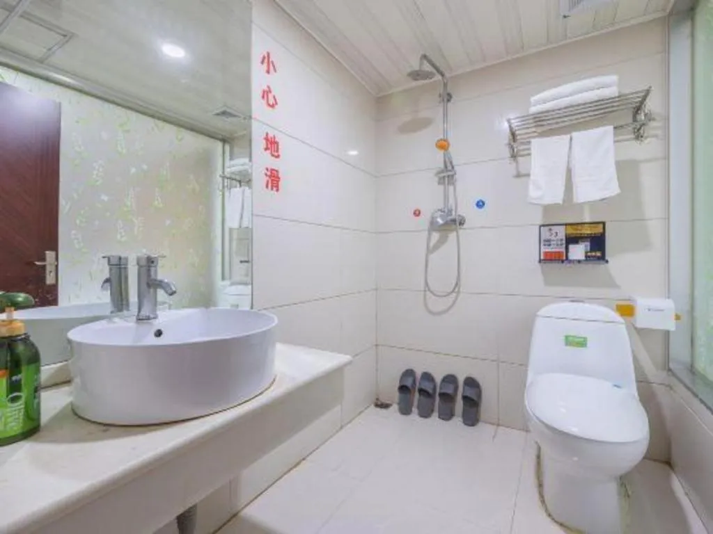 Weihai Huayu Business Hotel