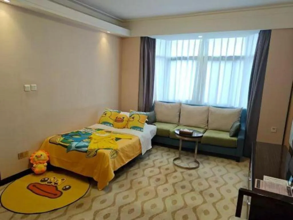 Bed in Lian Yun Hotel